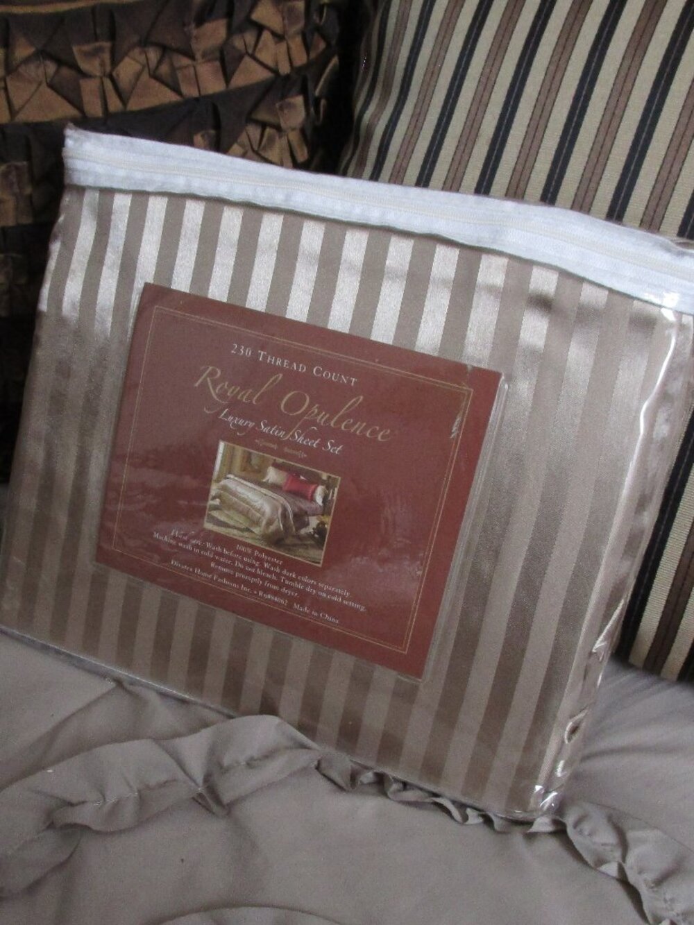 NWT California King luxury satin sheet set